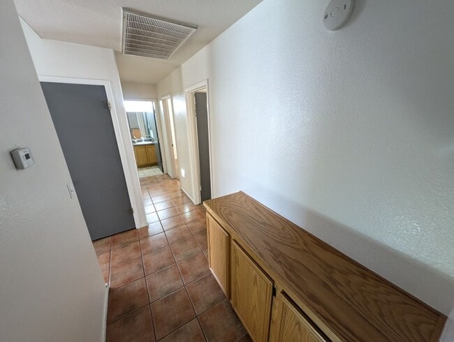 Building Photo - 8000 Revolver Ave