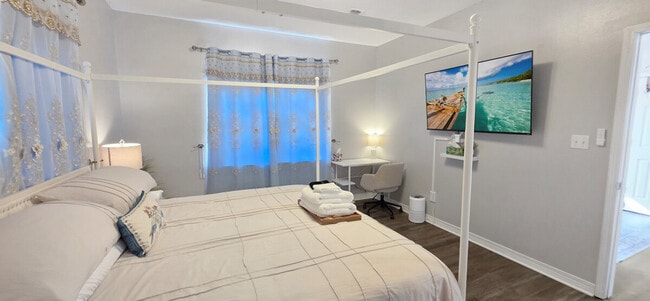 Building Photo - 1805 Irish Hill Dr