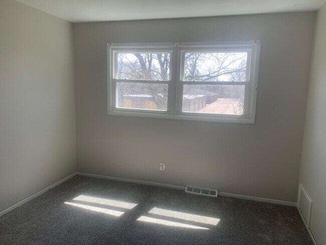 Building Photo - 2280 Jericho Rd