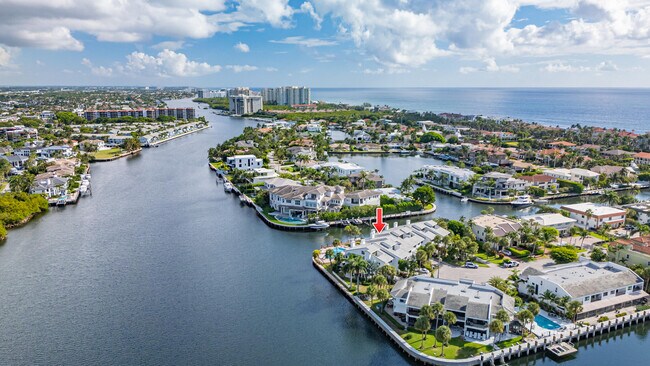 Building Photo - 1005 Bel Air Dr