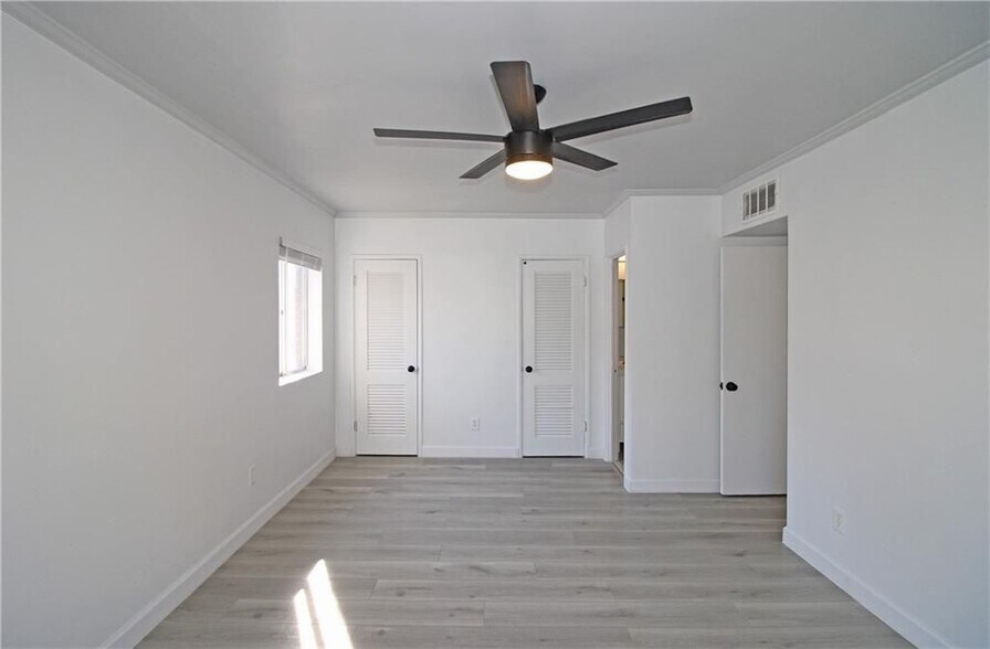 Building Photo - 91 Rumson Rd NE