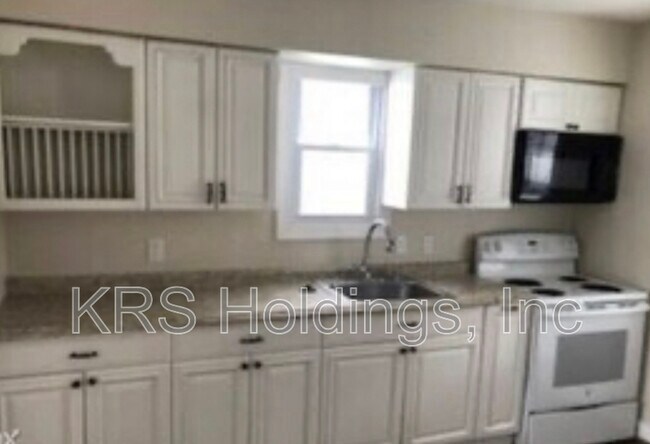 Building Photo - 4544 Bankhead Ave