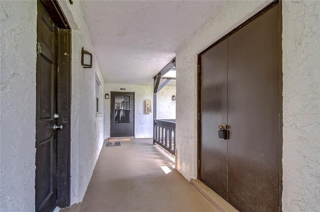 Building Photo - 230 N Bayshore Blvd