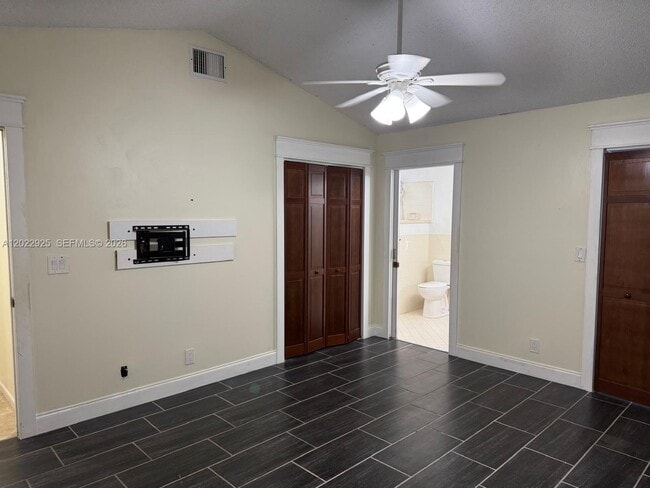 Building Photo - 5470 Pine Cir