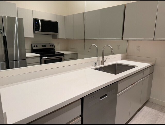 Building Photo - 355 Buena Vista Ave E