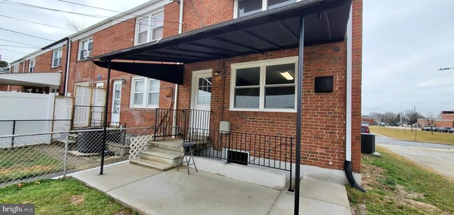 Building Photo - 4001 St Augustine Ln