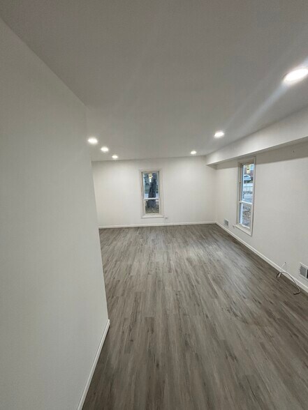 Living room - 1624 11th St