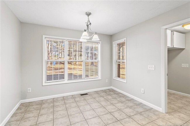 Building Photo - 132 Cedar Ln