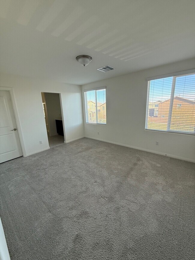 Building Photo - 8069 Athos Ct