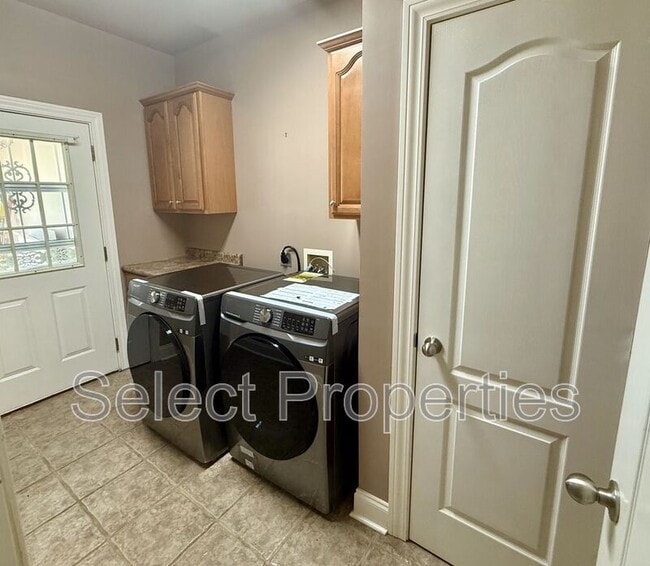 Building Photo - 3521 Old Dornick Dr