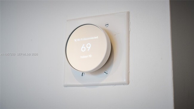 Building Photo - 5255 Collins Ave