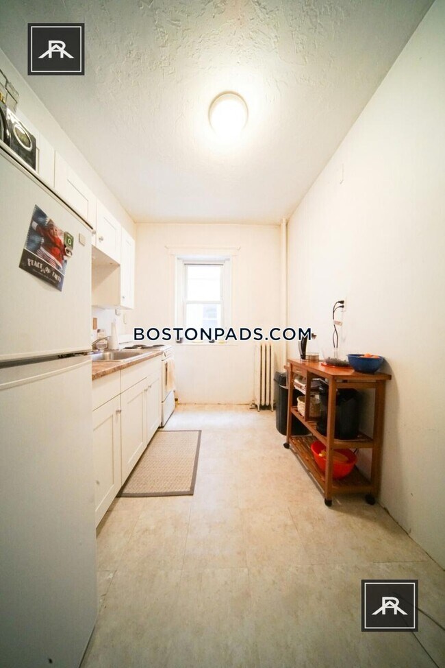 Building Photo - 2 bedroom in Brookline MA 02118