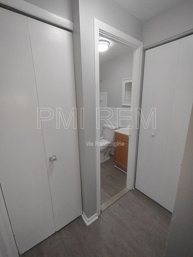 Building Photo - 14421 Triskett Rd