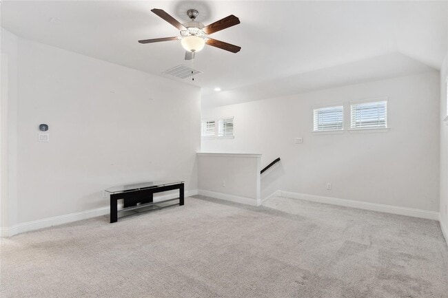 Building Photo - 717 Steppe Dr