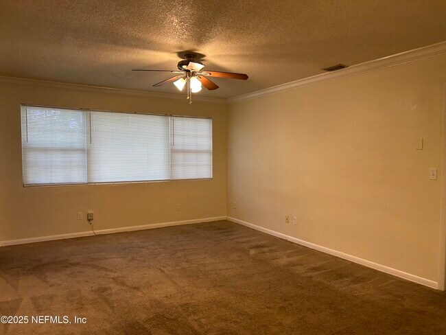 Building Photo - 3113 Belden St