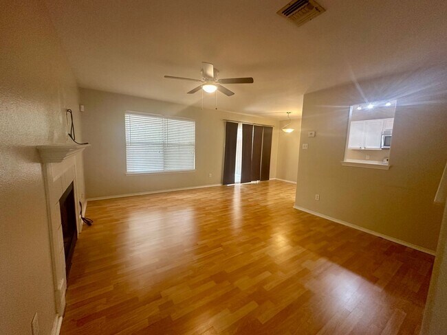 Building Photo - FALL INTO A NEW HOME WITH OUR MOVE-IN SPECIALS!