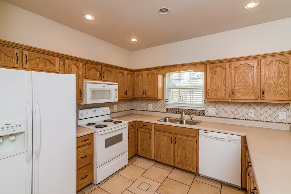 Building Photo - 318 Gatewood Dr