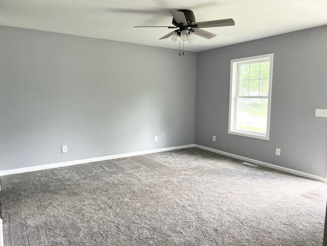 Building Photo - Deposit moves you in — no rent until September 1st! Newer Construction 2-Bedroom Home!