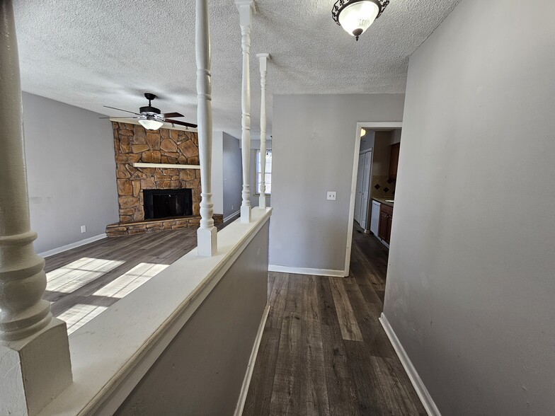 Building Photo - 504 Springmont Blvd