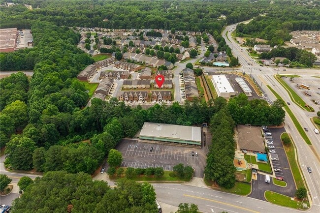 Building Photo - 318 Knelston Oak Dr NE