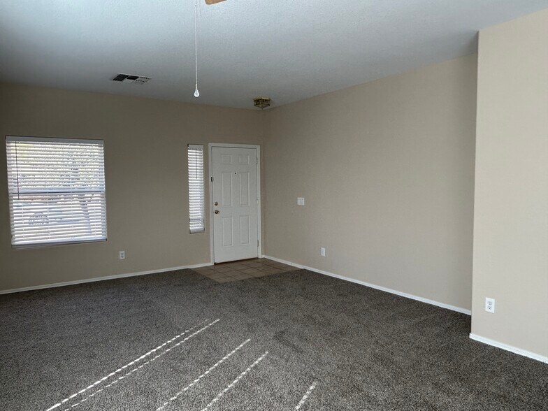 Building Photo - 3783 E Woodside Way