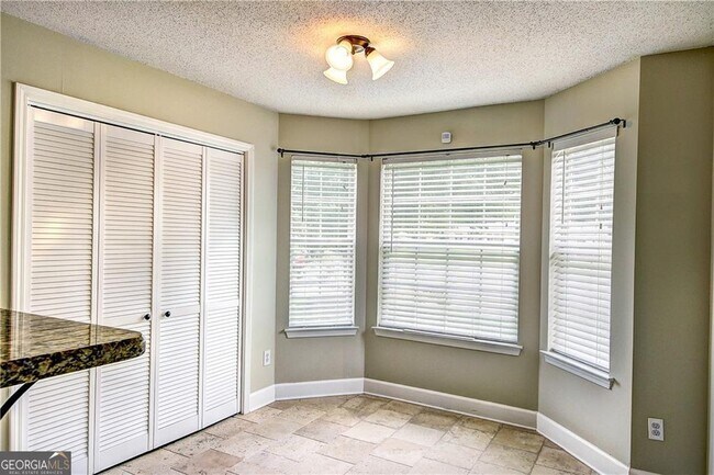 Building Photo - 2415 Marsh Rabbit Bend