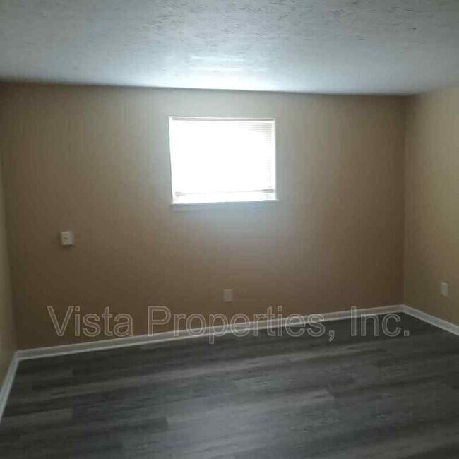 Building Photo - 4119 Glen Hill Manor Dr