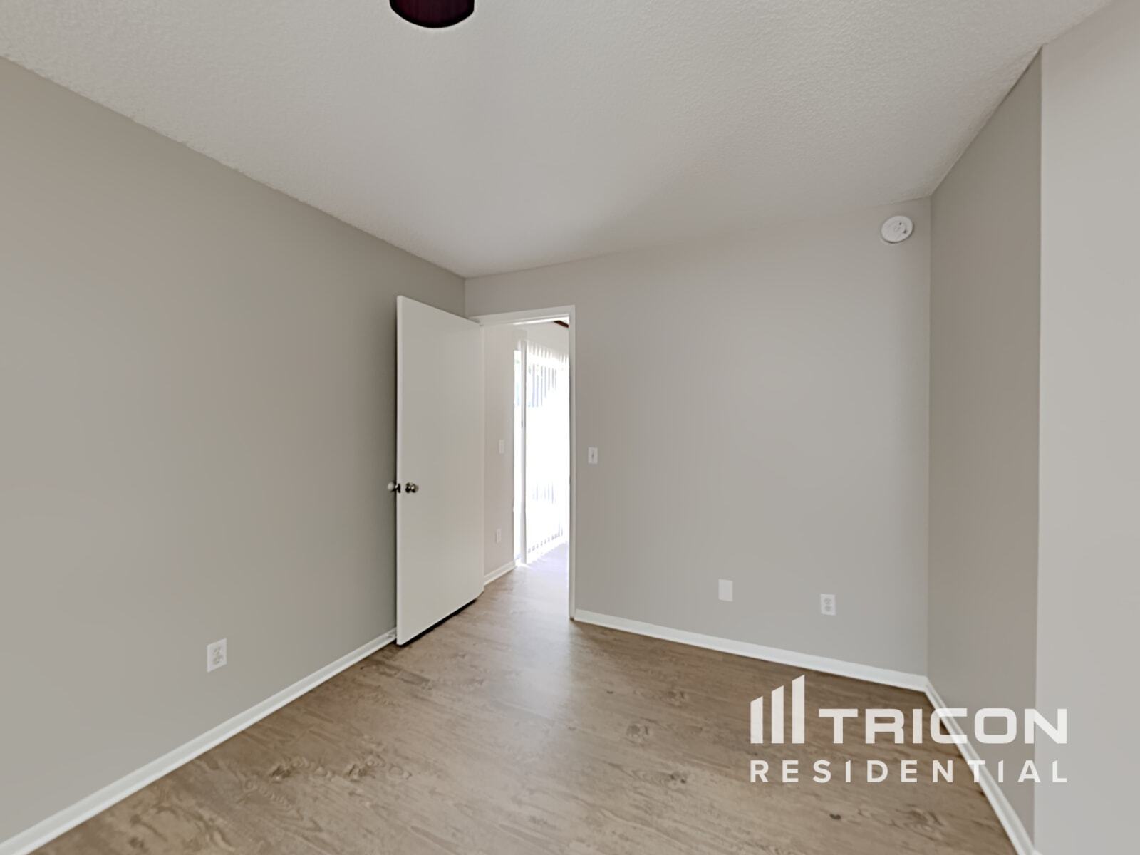 Building Photo - 1253 Ashworth Dr
