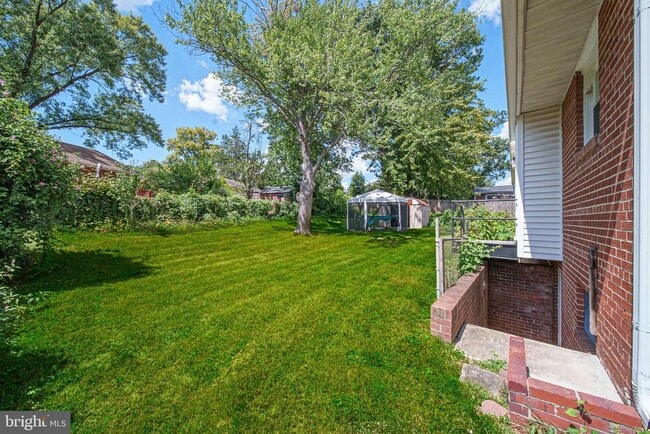 Building Photo - 10502 Glenhaven Dr
