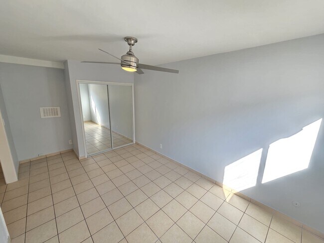 Building Photo - 4660 Kester Ave