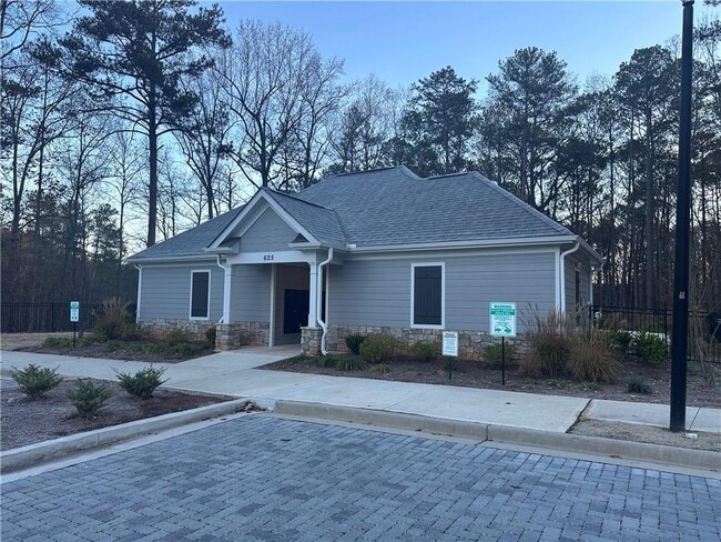 Building Photo - 500 Duval Dr