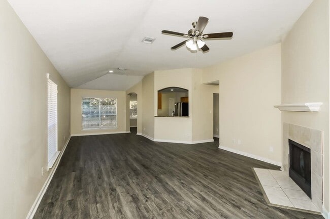 Building Photo - 10714 Estelle Cir