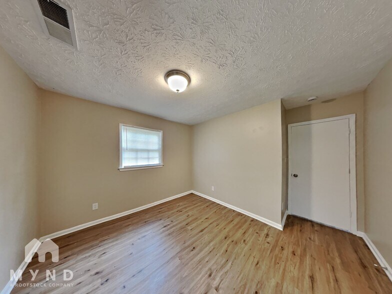 Building Photo - 1568 Pintail Rd