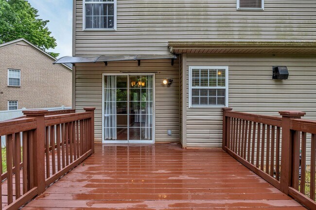 Building Photo - Awesome 3BR/2BA home near Percy Priest!