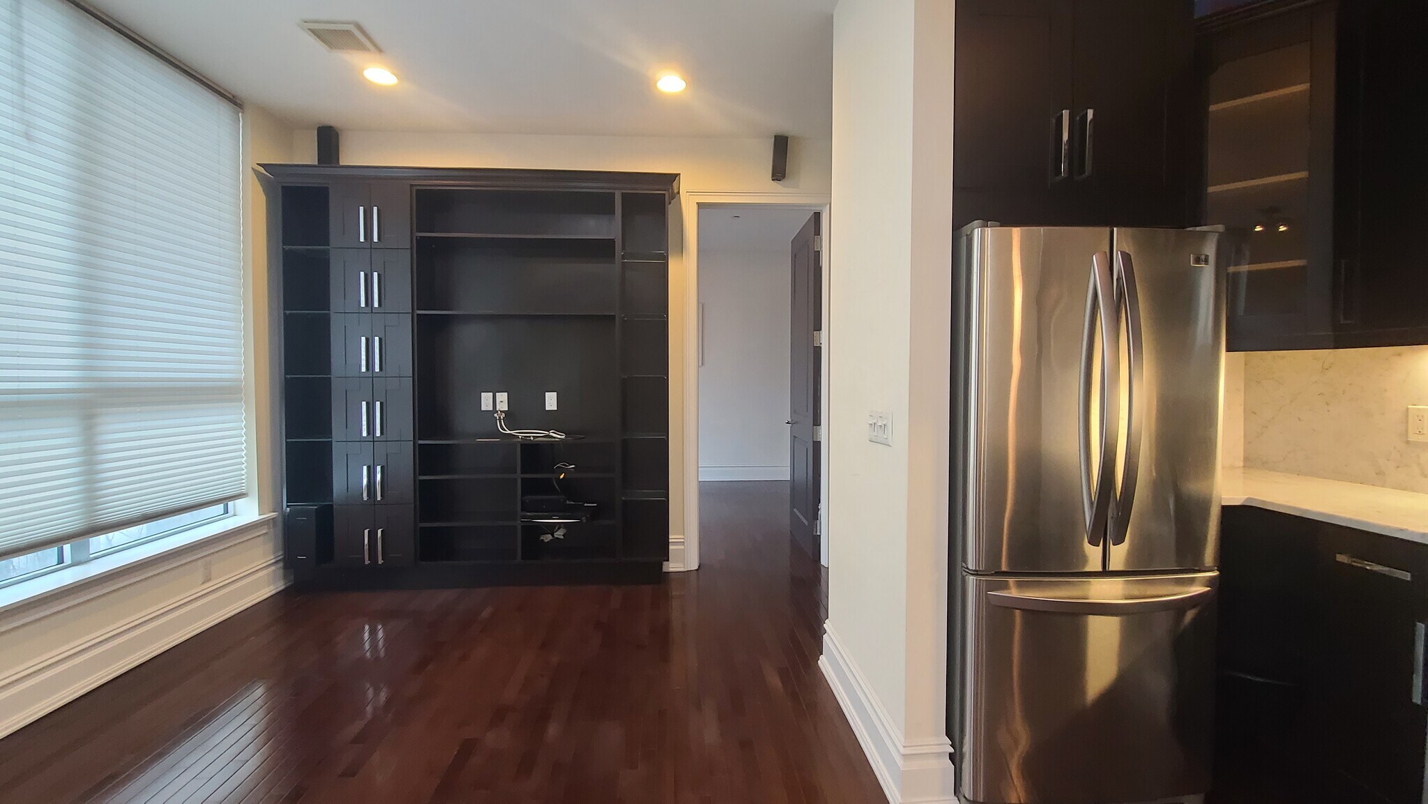 Building Photo - 3121 Central Ave