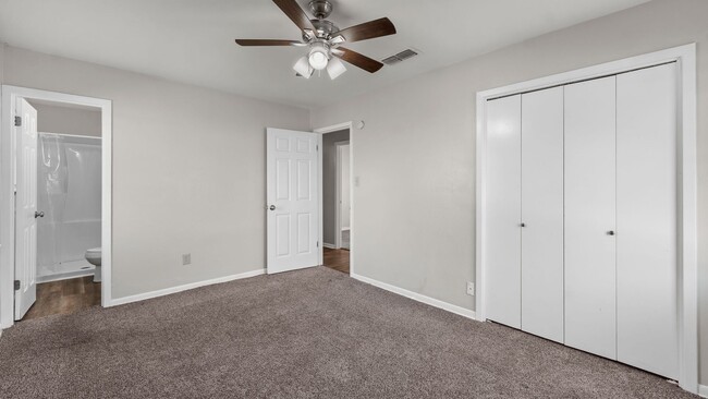 Building Photo - Newly remodeled 3 bedroom, 2 bath home.