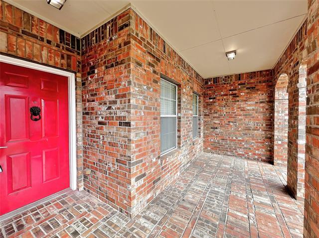 Building Photo - 4003 Greenwood Way