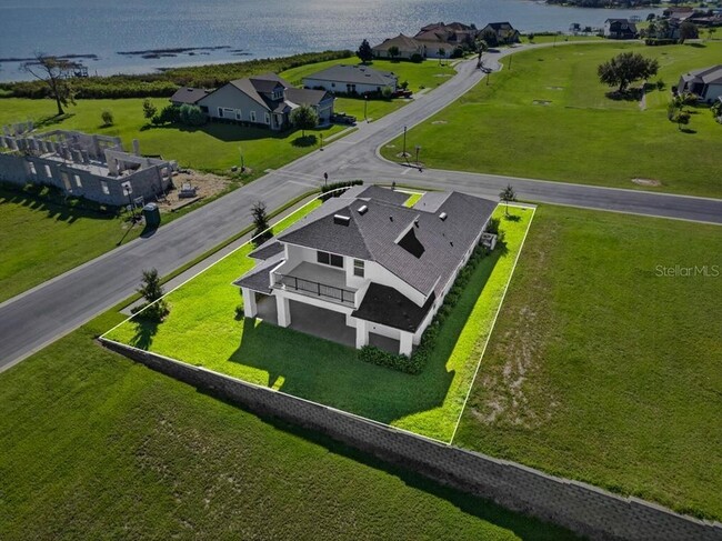 Building Photo - 200 Snowy Orchid Way