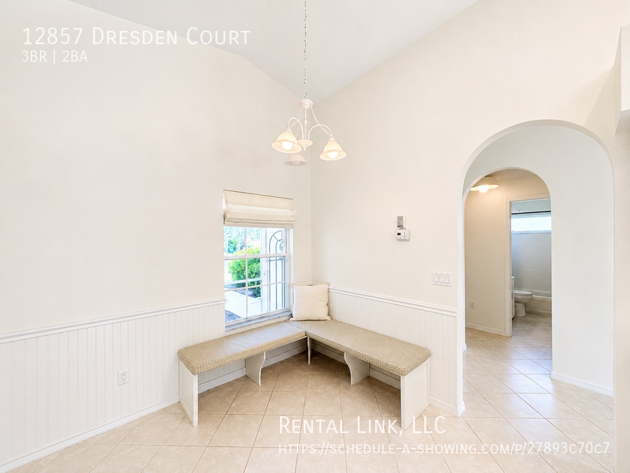 Building Photo - 12857 Dresden Ct