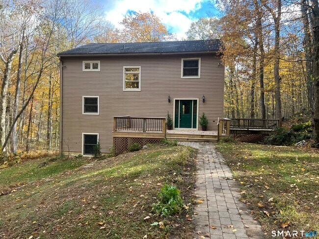 Building Photo - 38 W Mountain Ln
