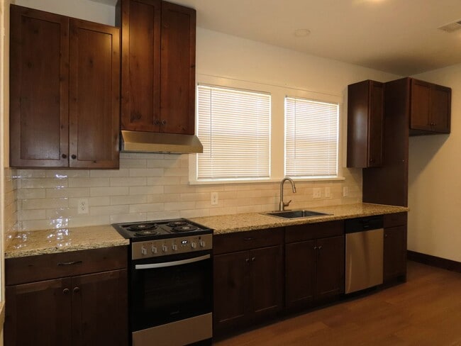 Building Photo - Newly Renovated 2 Bedroom, 1 Bathroom Cottage w/ Large Backyard! Storage Building