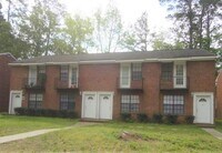 Building Photo - 111 Timber Ln