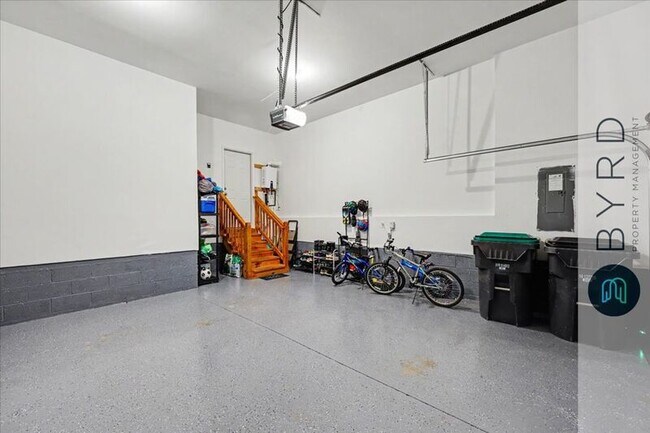 Building Photo - 18111 Jones Run Trl