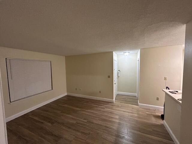 Building Photo - 225 S Tropical Trail