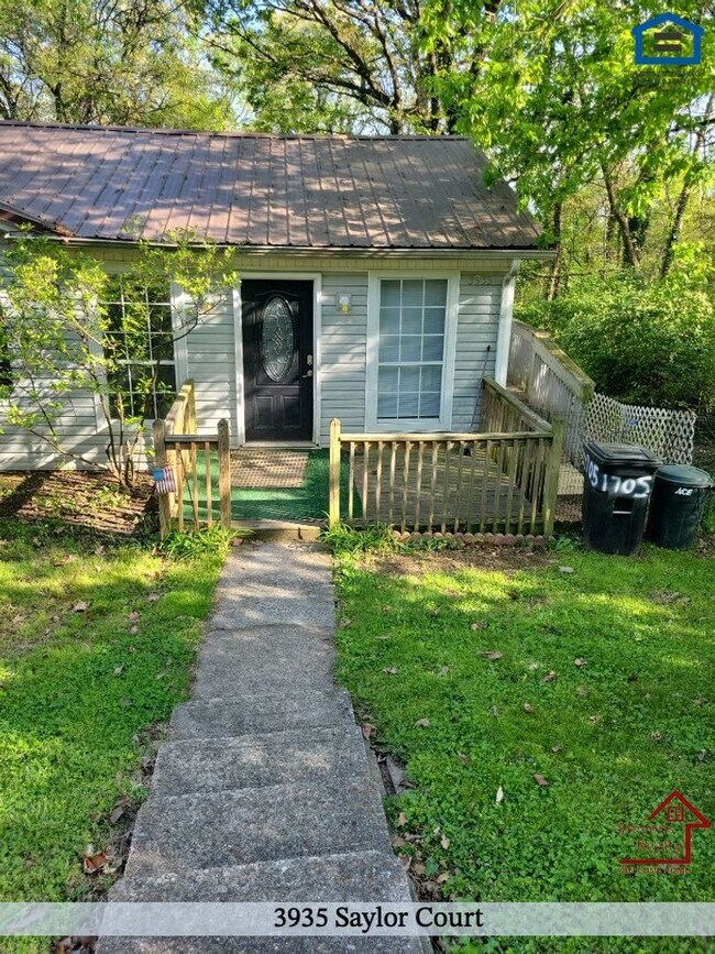 Building Photo - 3935 Saylor Ct
