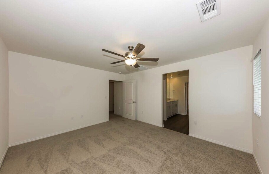 Building Photo - 2444 Gunner Ridge Way