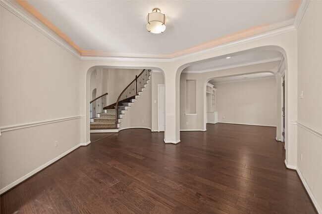 Building Photo - 8110 Clearwater Crossing