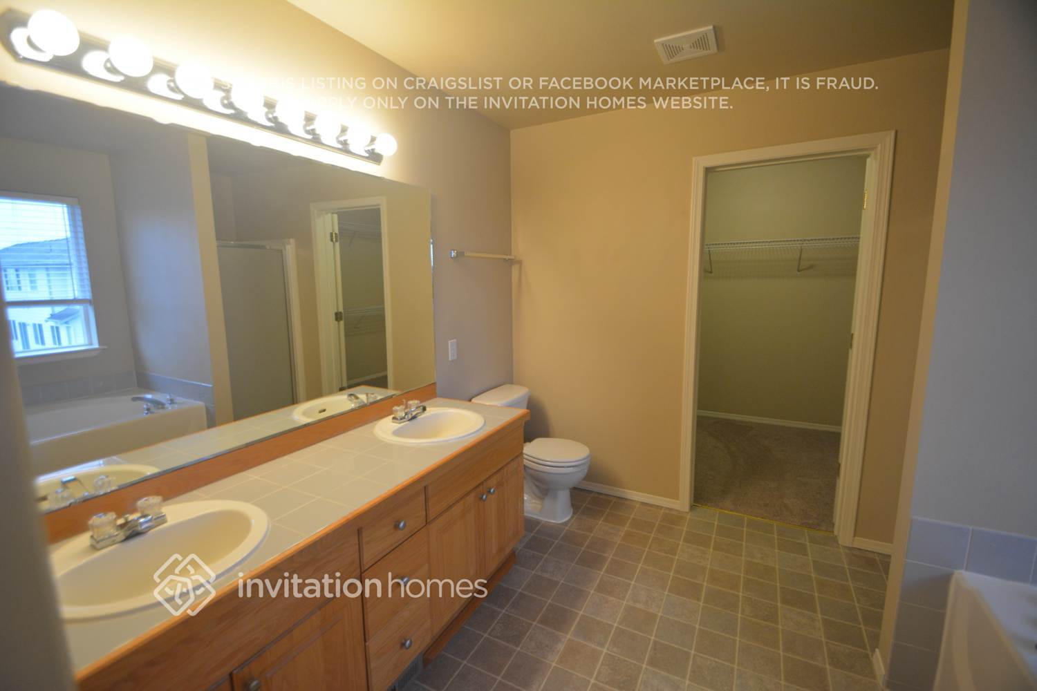 Building Photo - 5806 79th Ave NE