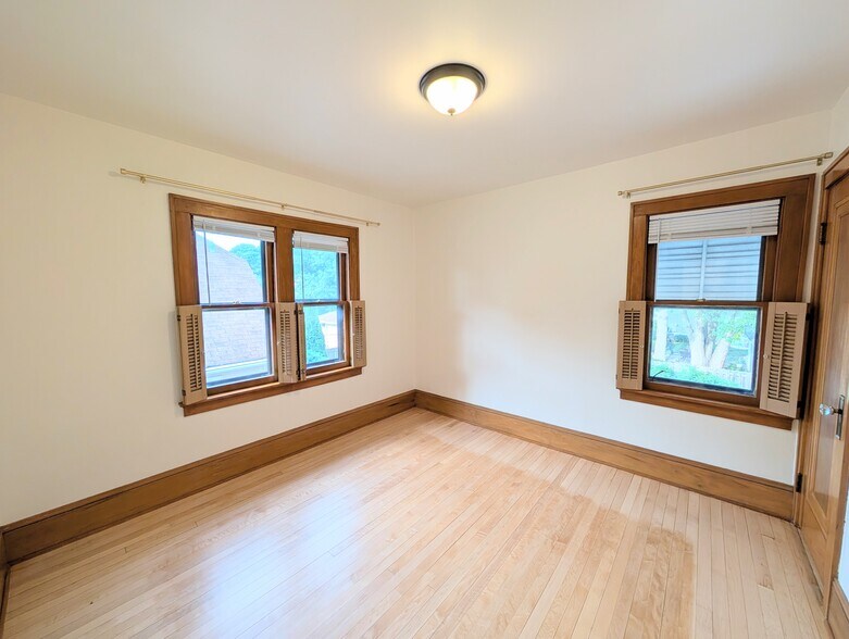 Building Photo - 2344 N 68th St