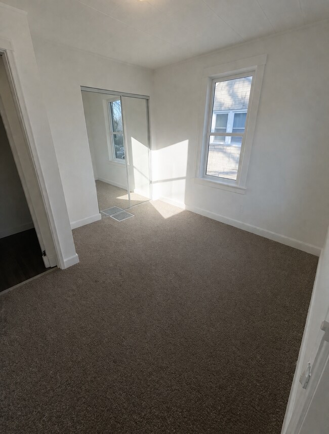 Building Photo - LIMITED TIME**1/2 OFF DEPOSIT**